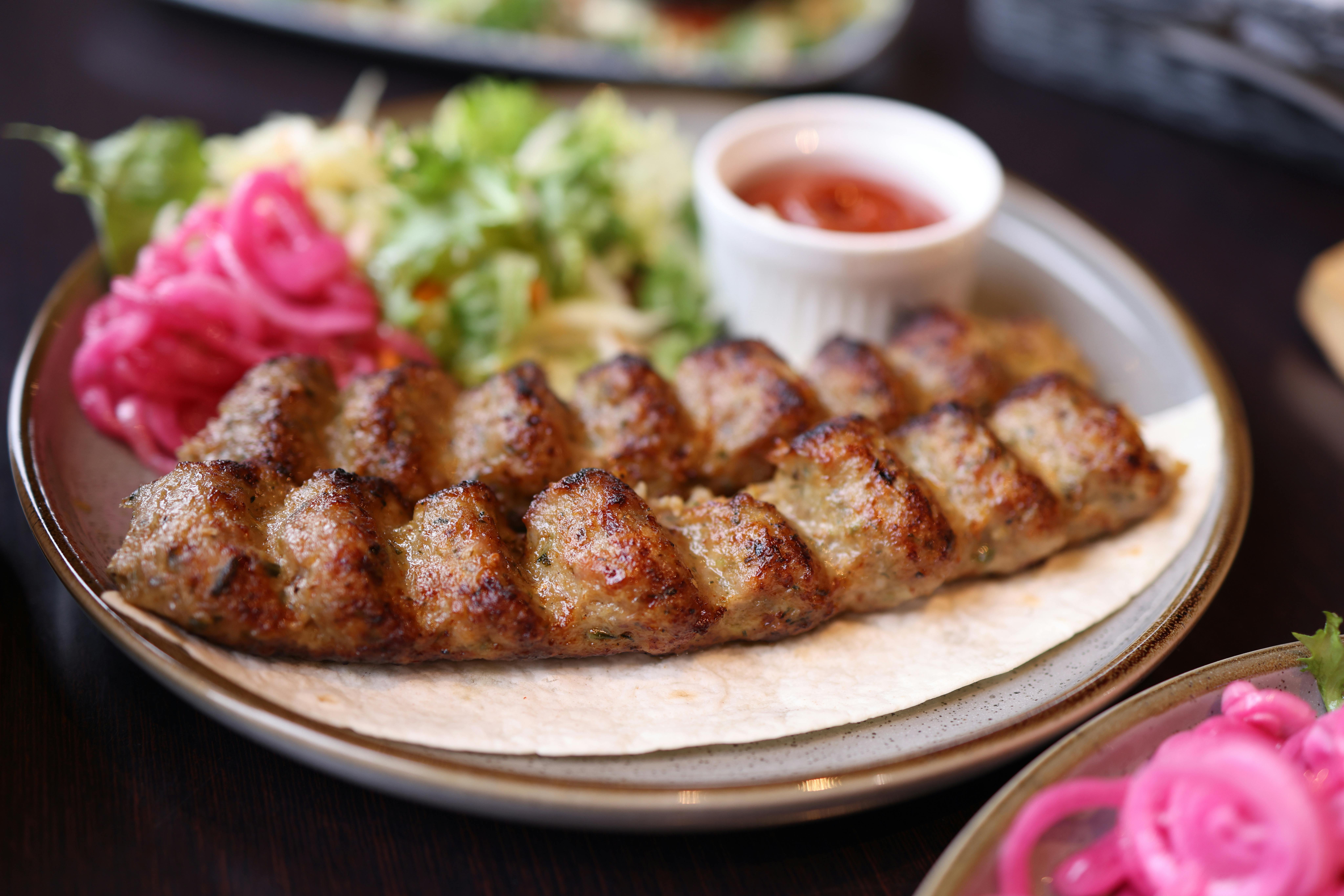 Savourer l'authenticité - Kebabs à mantes la jolie